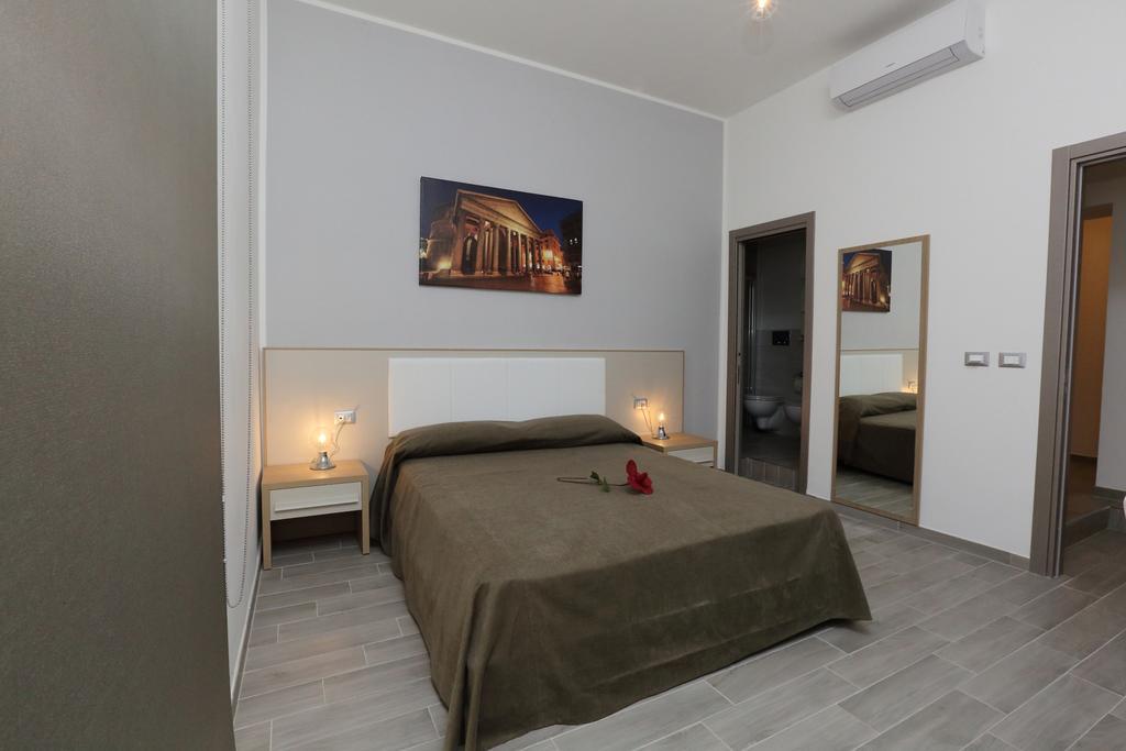 Готель Casa Martinez Roma Екстер'єр фото