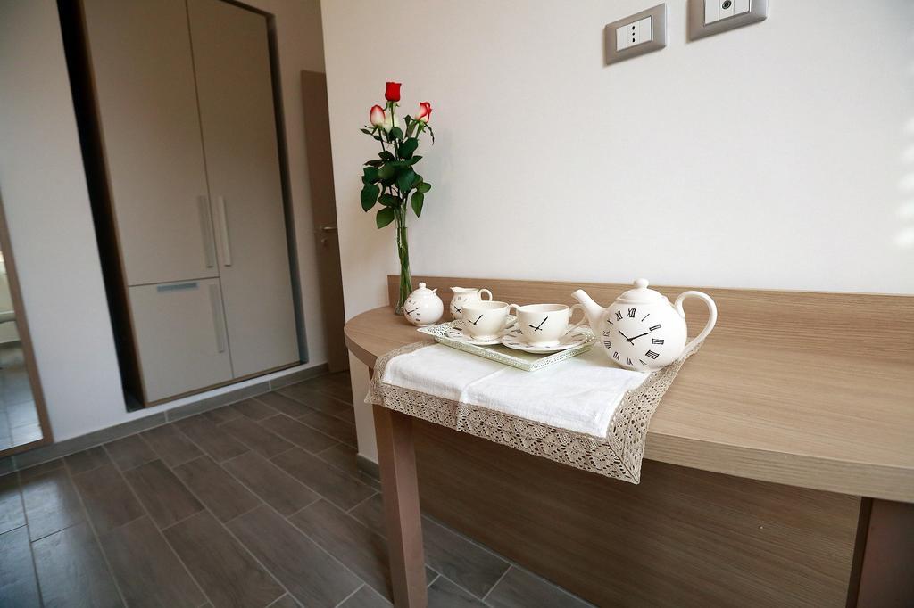 Готель Casa Martinez Roma Екстер'єр фото