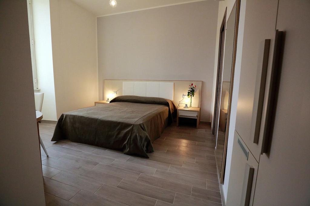 Готель Casa Martinez Roma Екстер'єр фото