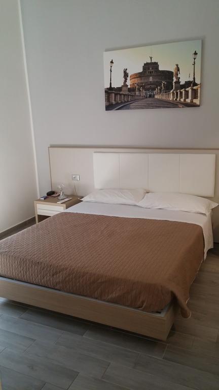 Готель Casa Martinez Roma Екстер'єр фото
